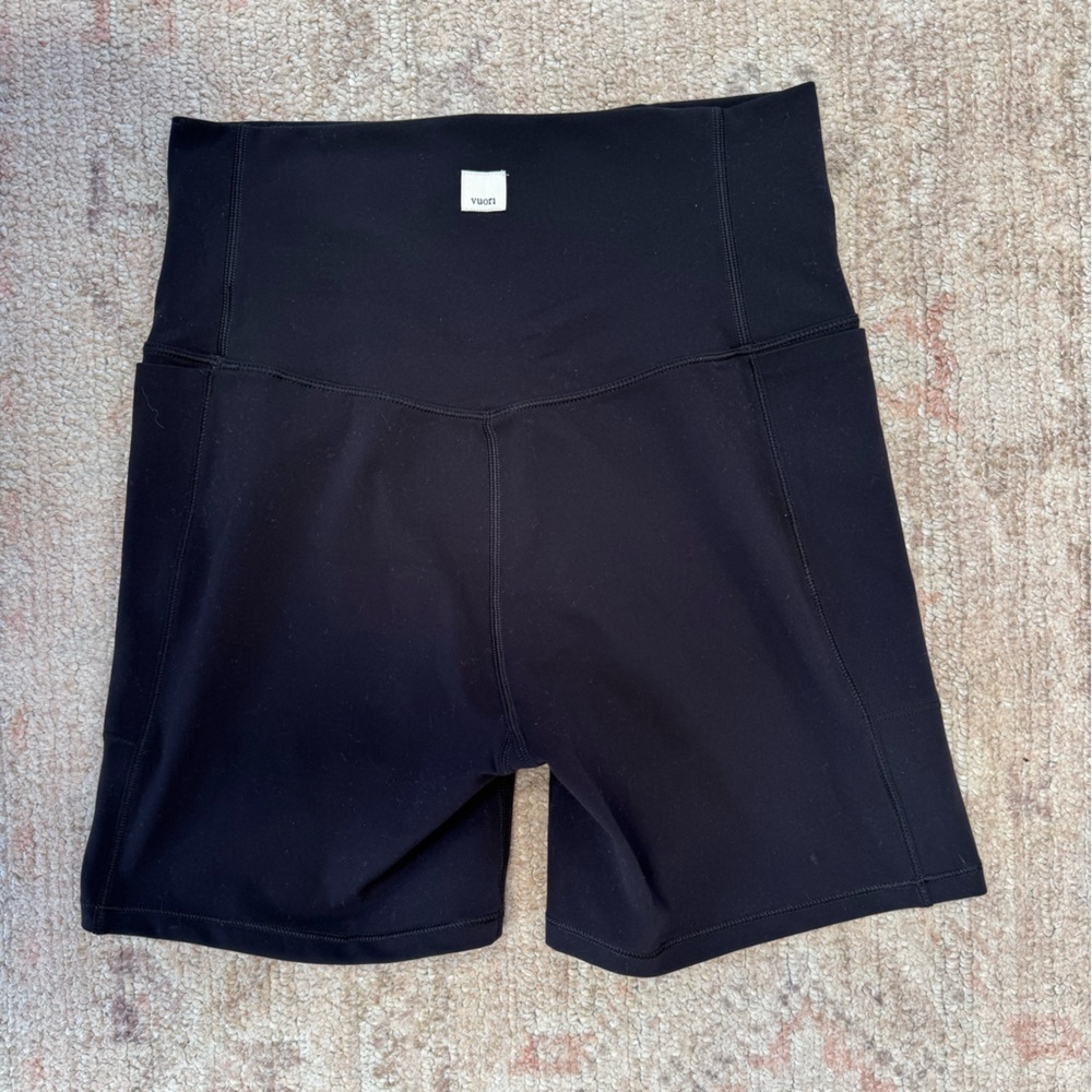 Vuori Black Biker Shorts